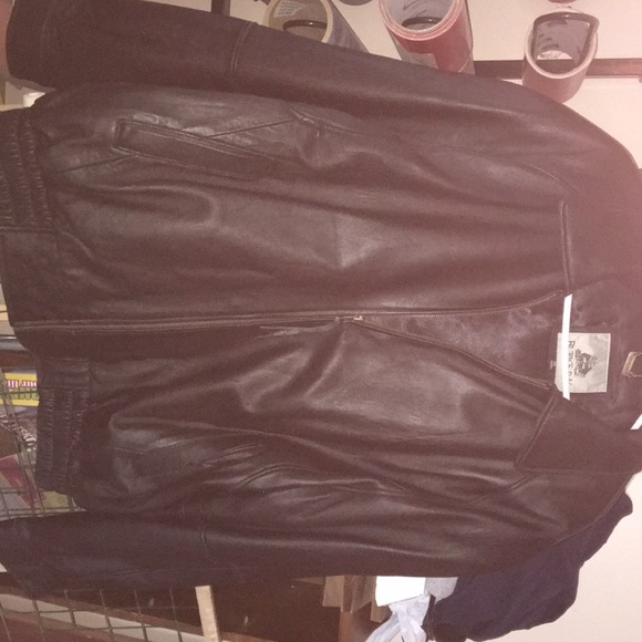 Men’s black leather jacket - Picture 1 of 2